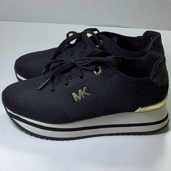 Women's Monique Knit Trainer Lace-Up Running Sneakers - Picture 7 of 9